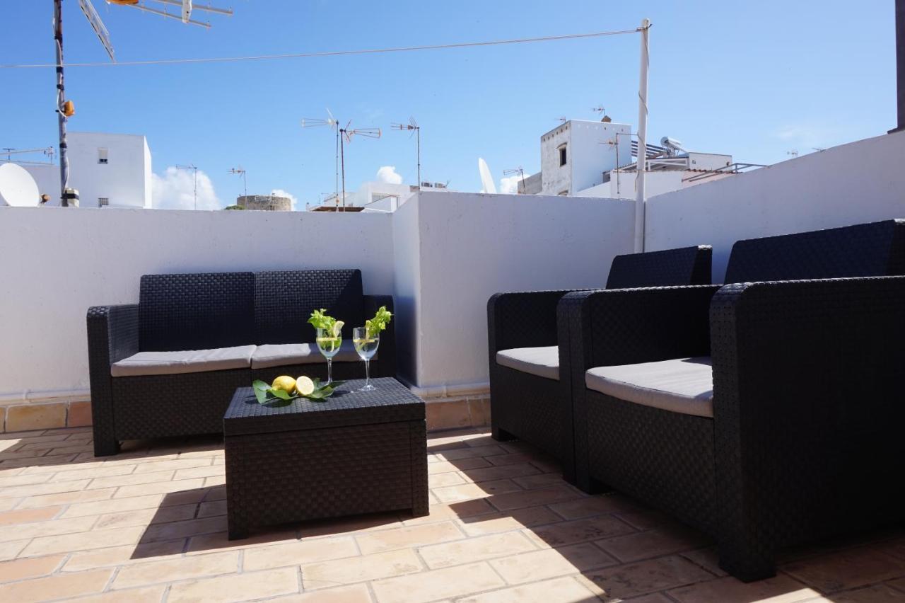 Impluvium Conil-terraza Privada-parking- Mayores De 25 Anos * Conil De La Frontera