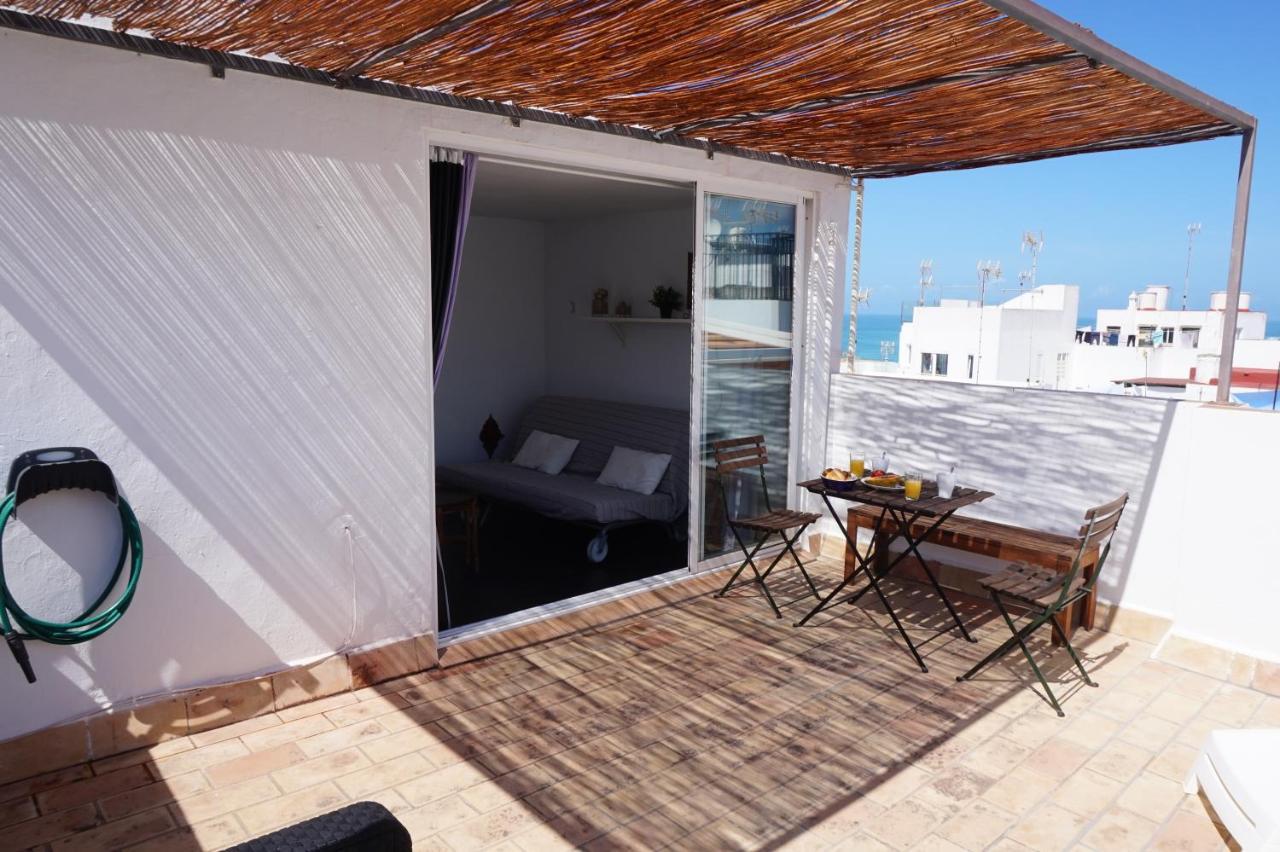 Impluvium Conil-terraza Privada-parking- Mayores De 25 Anos * Conil De La Frontera