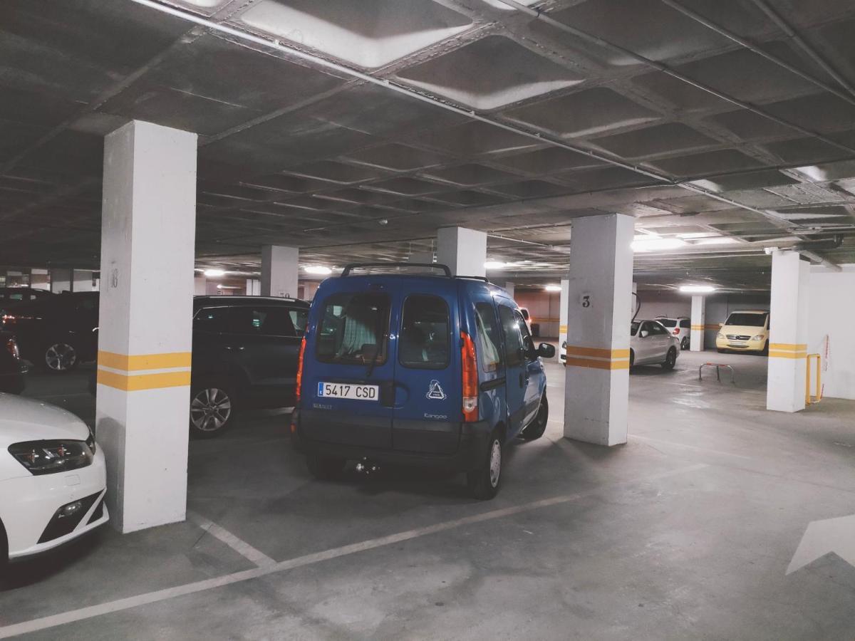 Impluvium Conil-terraza Privada-parking- Mayores De 25 Anos